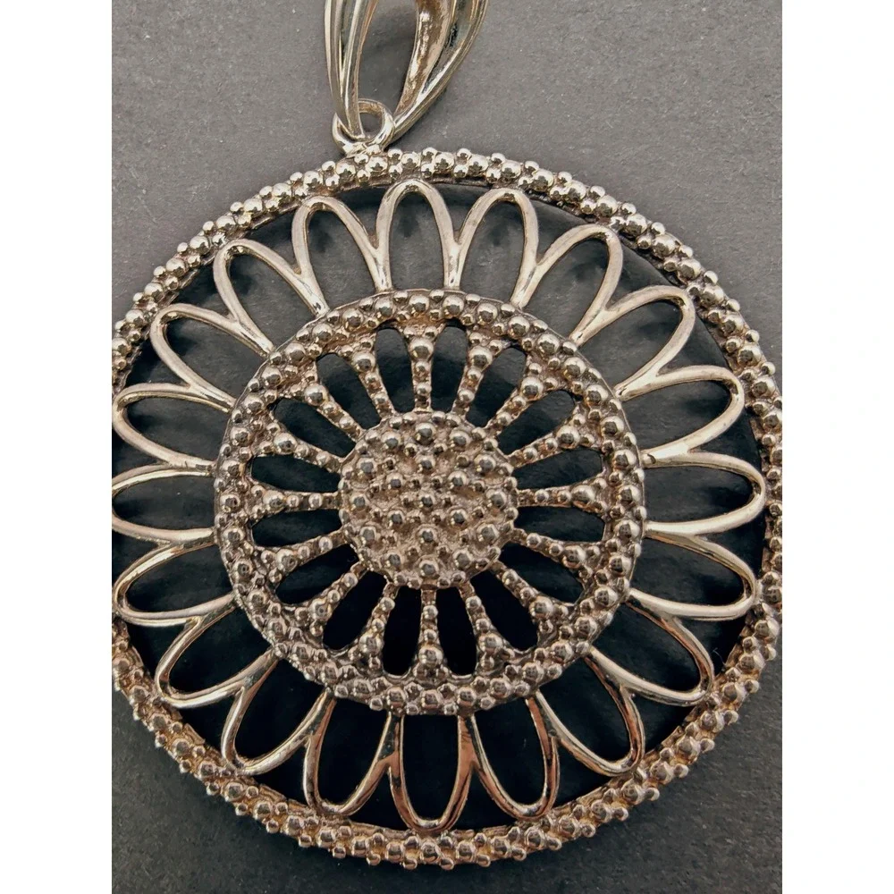 Milor Italy 925‎ Sterling Silver Floral Medallion Circular Pendant Statement